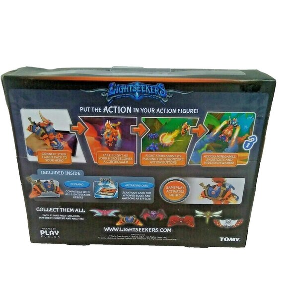 TOMY Lightseekers Awakening Flight Pack Figure and Trading Card Flynamo - Picture 3 of 7